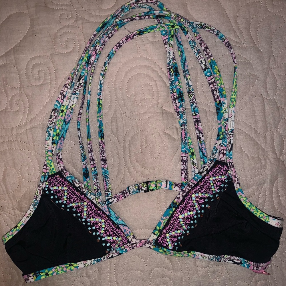 Victoria’s Secret Bikini Top